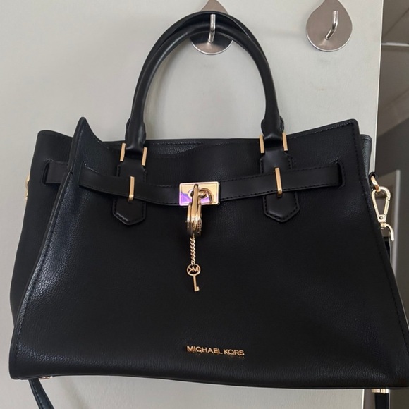 Michael Kors Black Medium Hamilton - Picture 1 of 3
